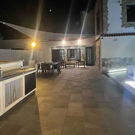 Oasis Entre Vinedos Cerca De Barcelona Con A A Y Piscina Climatizada *