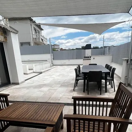 Oasis Entre Vinedos Cerca De Barcelona Con A A Y Piscina Climatizada Villa