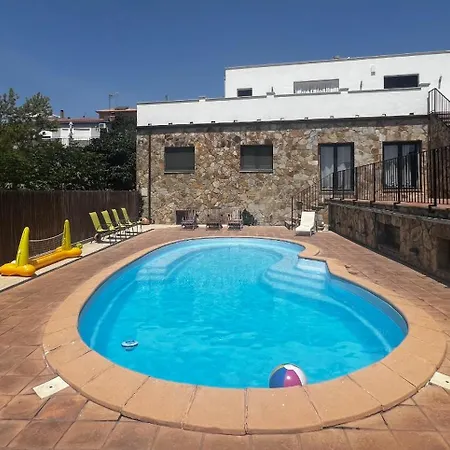 Villa Oasis Entre Vinedos Cerca De Barcelona Con A A Y Piscina Climatizada